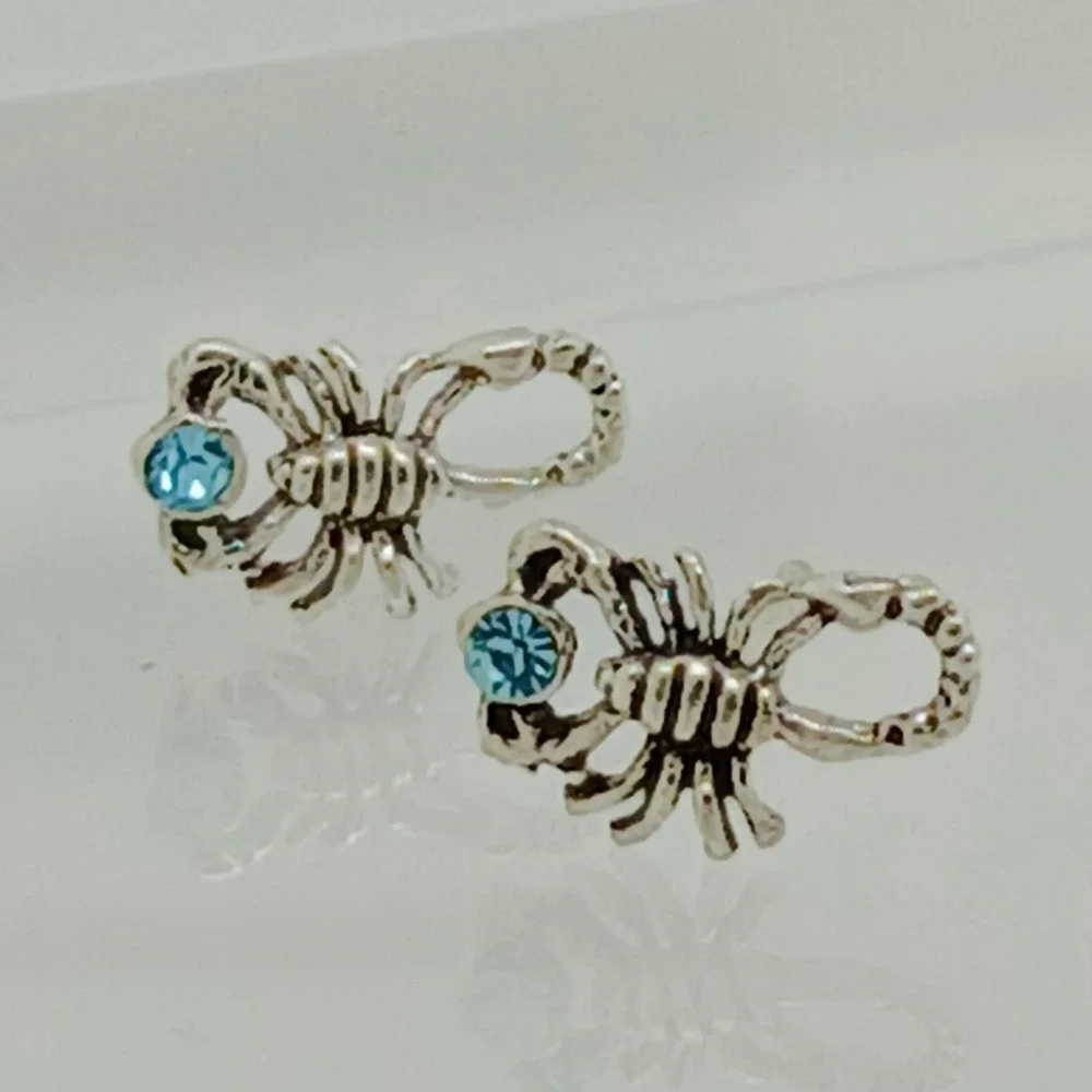 Scorpion Stud Earrings 925 Sterling Silver Blue Crystal‎ Scorpio Zodiac Jewelry
